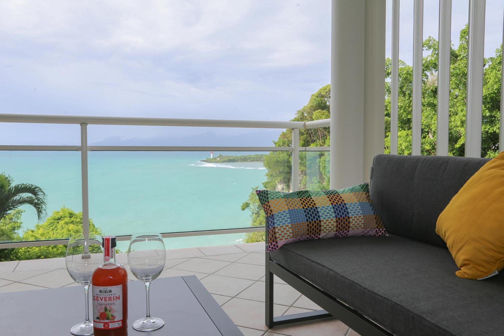 La Vue Du Phare - Appartement Neuf Avec Vue Imprenable Et Acces Crique Le Gosier  Extérieur photo